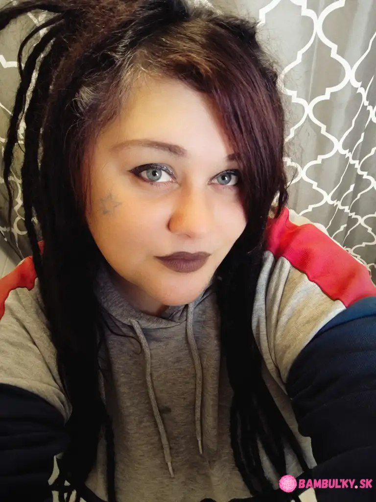 Amaterka Dena v aute (32) z Trenčín – Bambulky.sk